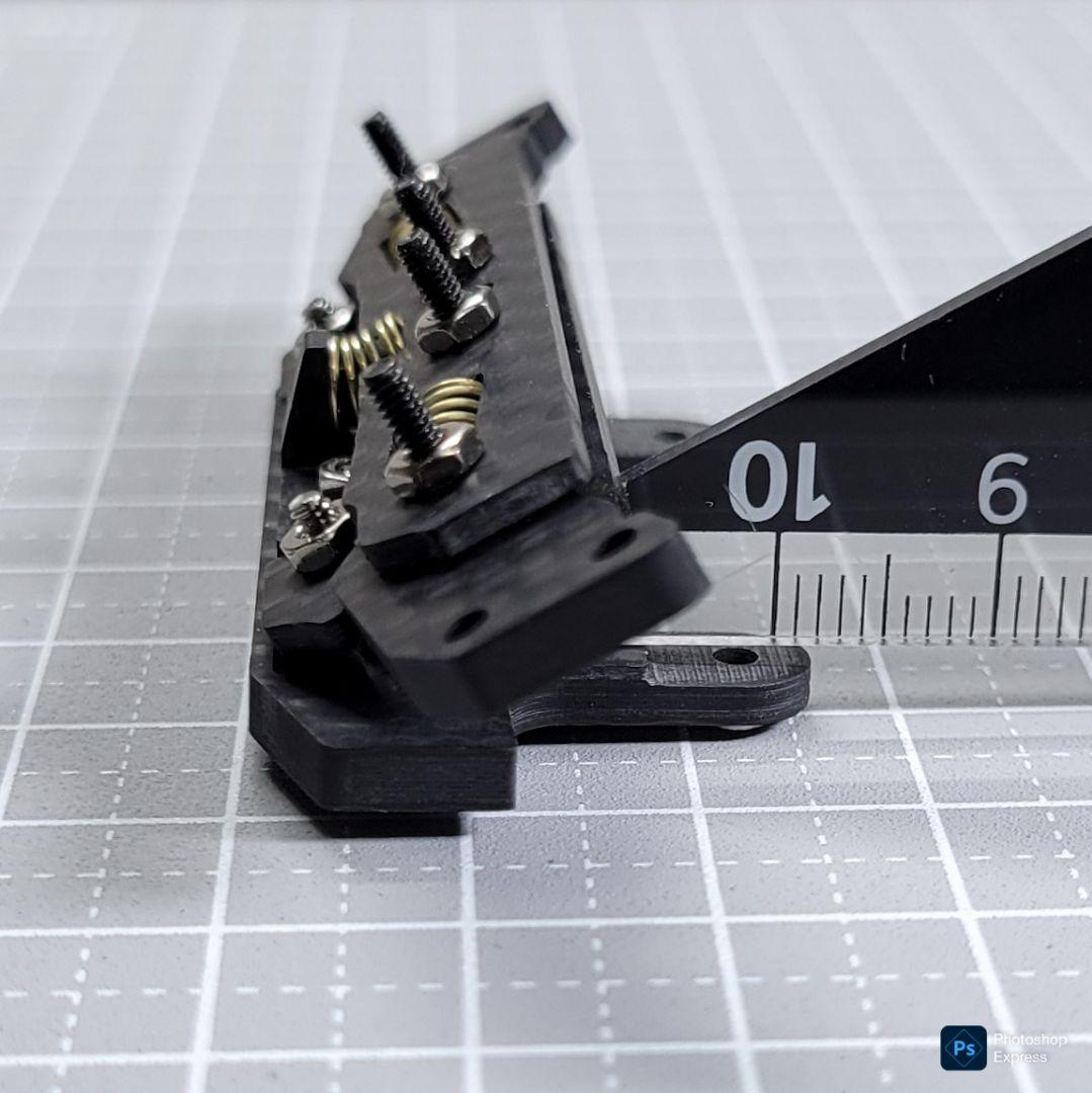 【CNC立体加工】 ヒンジ式フロントAT 左右独立スラダン カーボンパーツセット