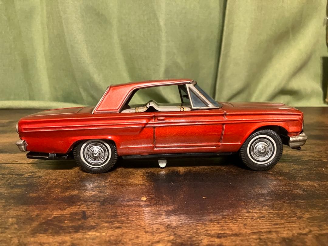 モーターハイウェイシリーズ　フォード　フェアレーン　日本製　ブリキ