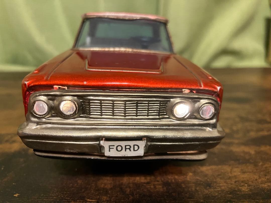 モーターハイウェイシリーズ　フォード　フェアレーン　日本製　ブリキ