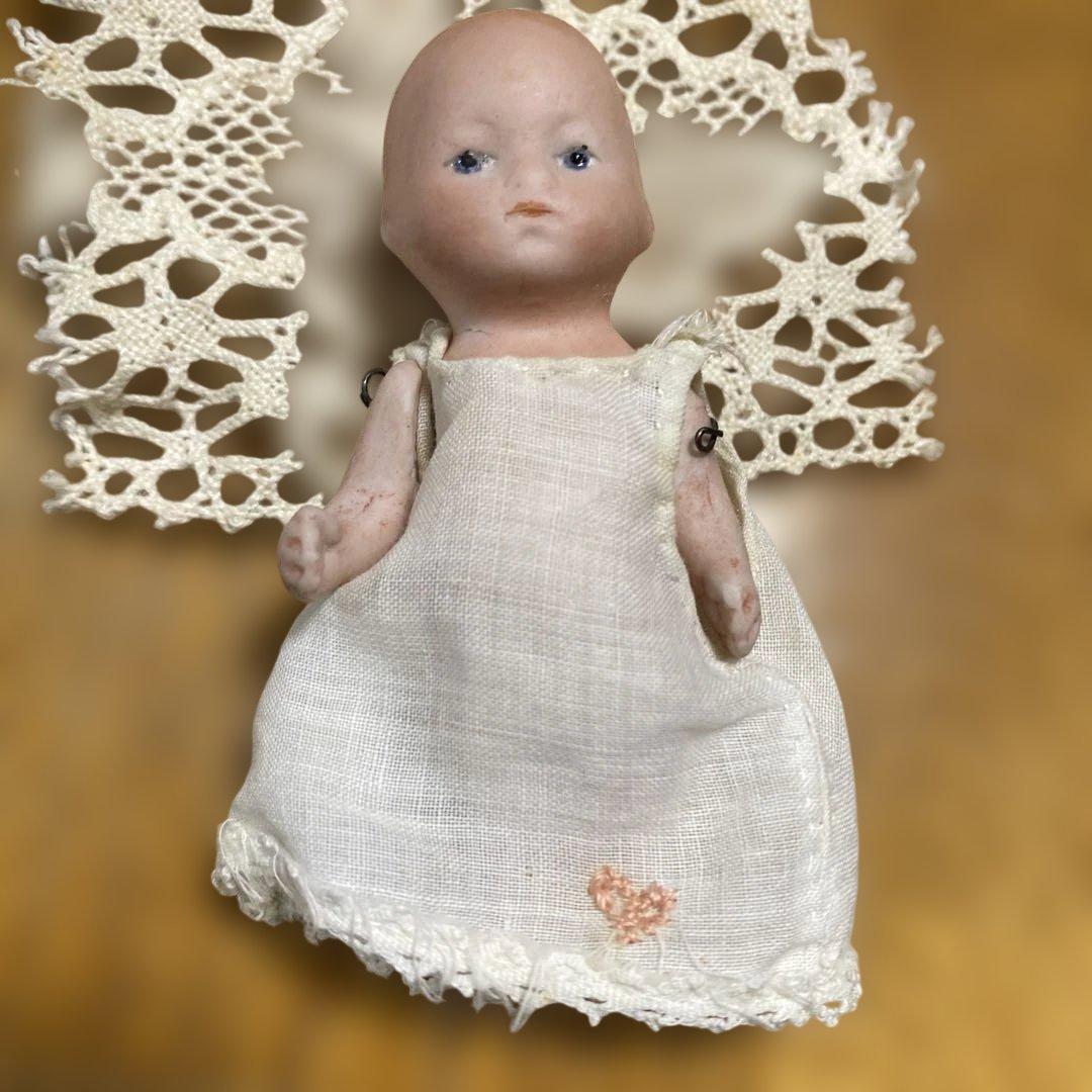 ビスクドール　ミニチュアベビーカー 付き