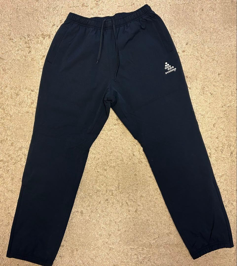 スボルメ　SVOLME 発熱中綿ウォーマー上下セット Lサイズ ネイビー