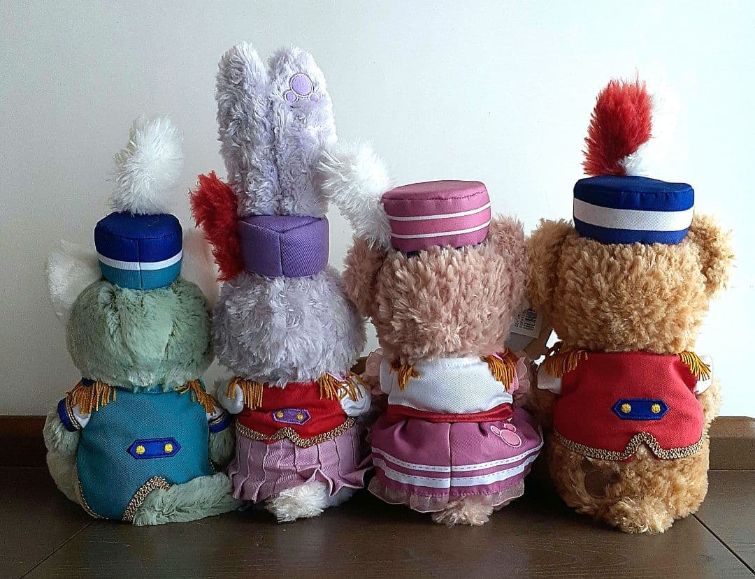 ディズニー35周年 ハッピーマーチングファン　ぬいぐるみ 4体セット