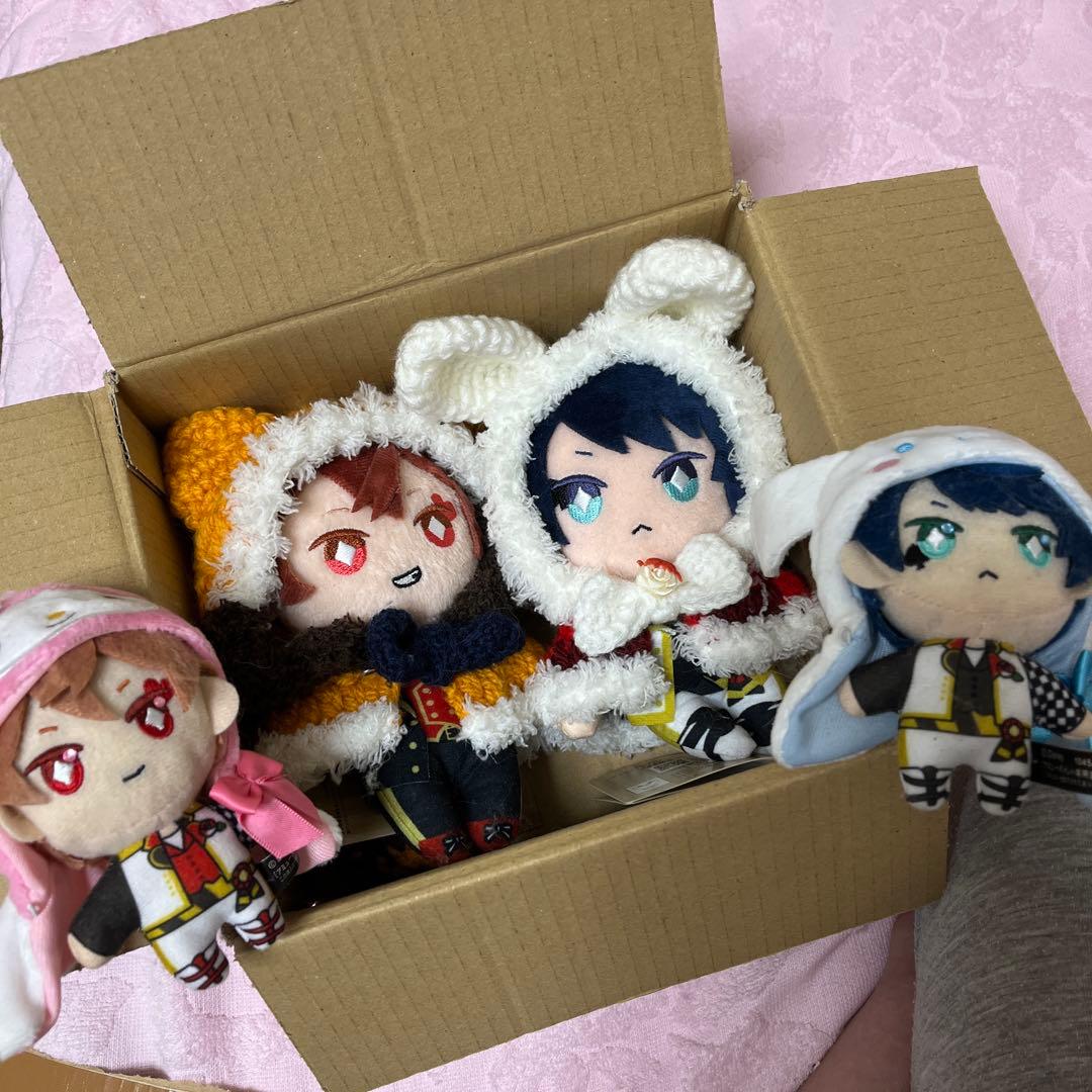 ツイステ エーデュース ぬい まとめ売り ツイステッドワンダーランド ぬいぐるみ