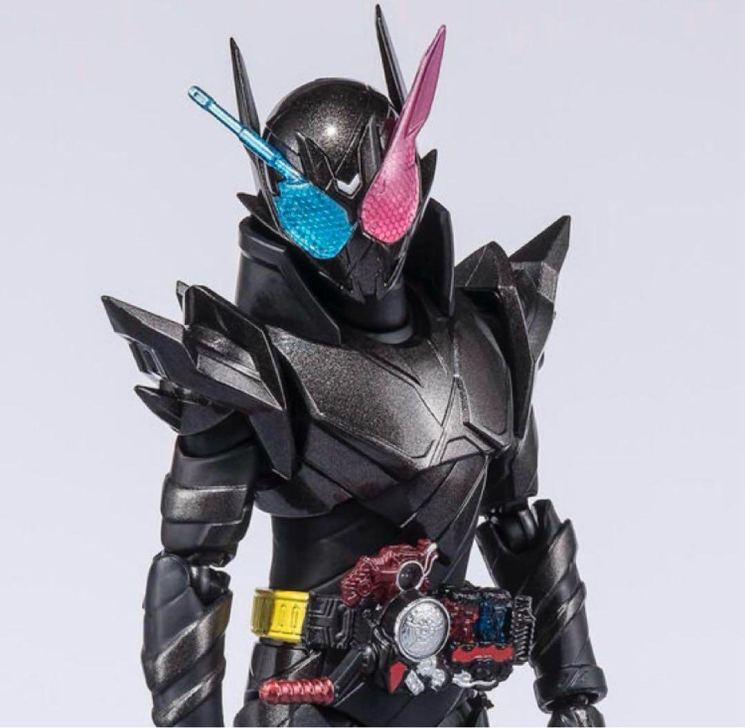 S.H.Figuarts 仮面ライダービルド ラビットタンクハザードフォーム②
