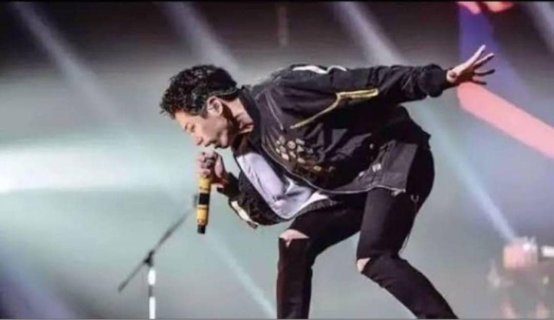 ONE OK ROCK【M】Ambitions 2017 ブルゾン MA-1 黒