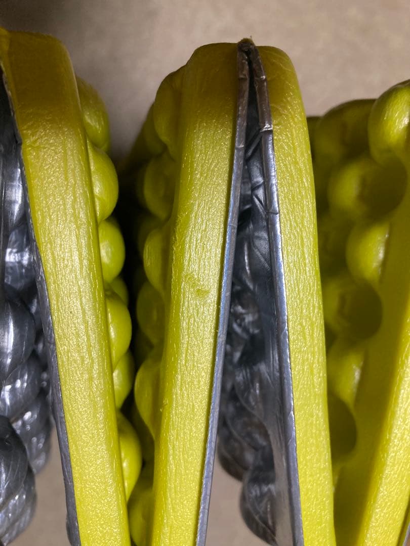 【新品】THERMAREST Zライトソル R サイズ