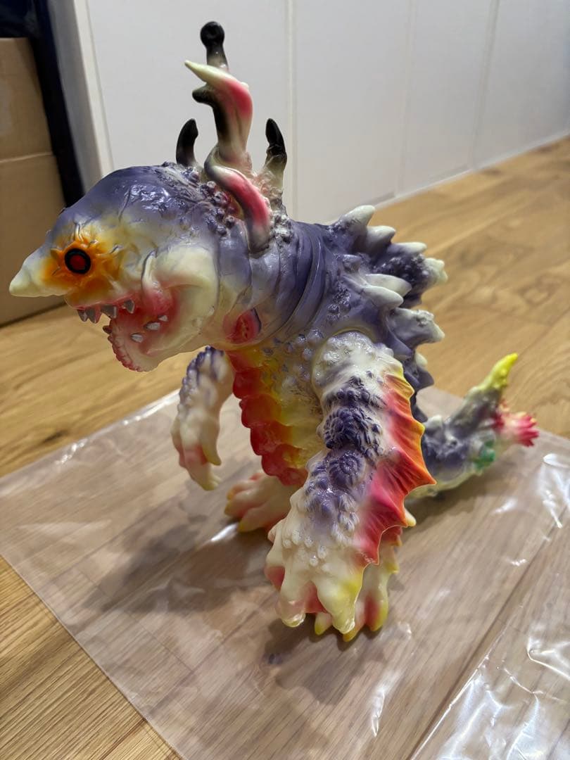 JETTURRE カイサンダー 蓄光成形 希少色 美品 約28㌢ ソフビ