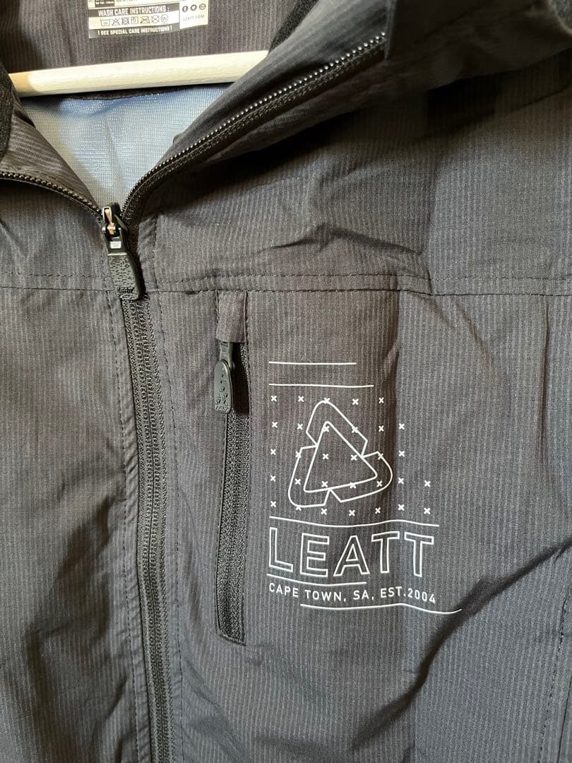 【新品】Leatt HydraDri 2.0 MTBジャケット （ジュニアM）
