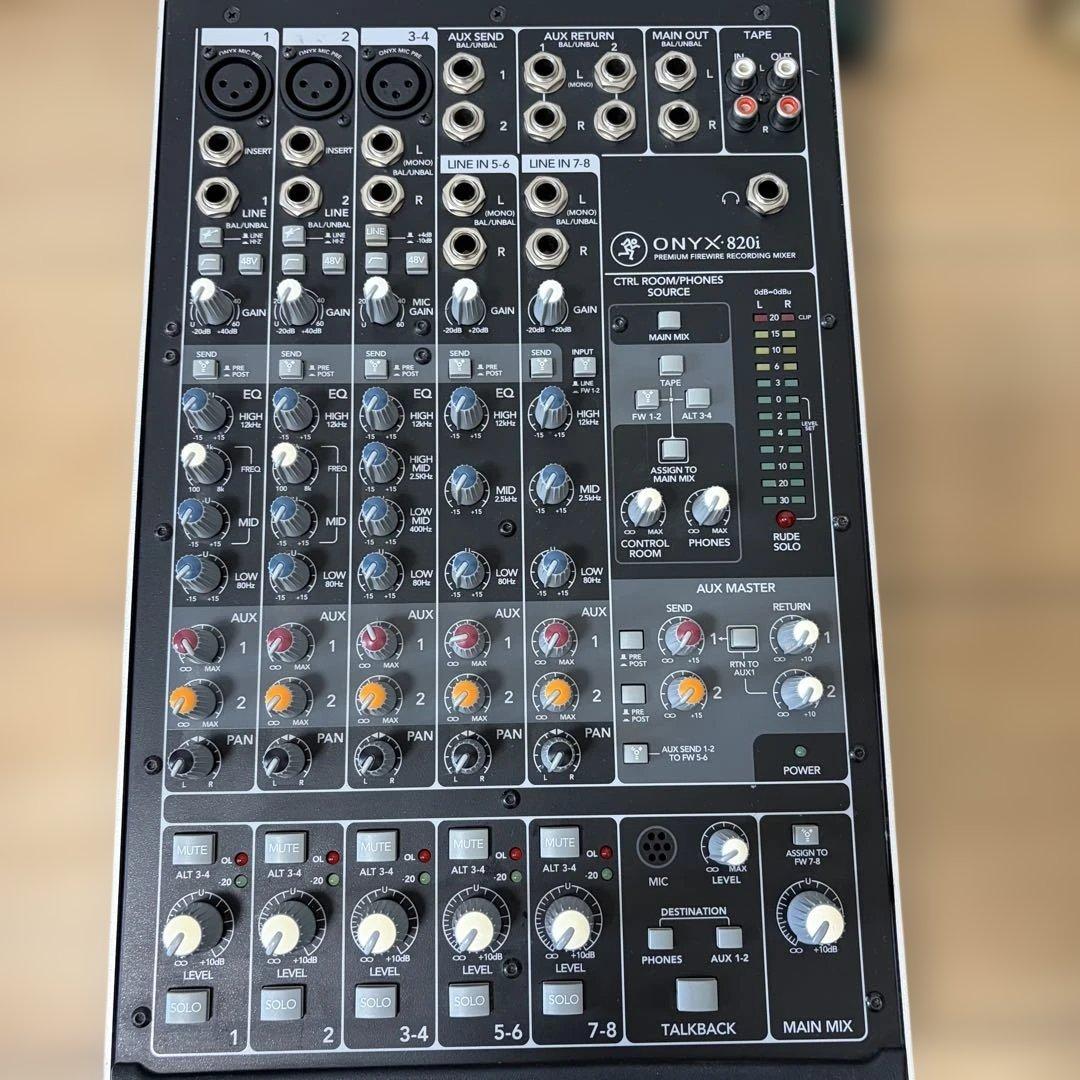 【極美品】MACKIE アナログミキサー ONYX 820i
