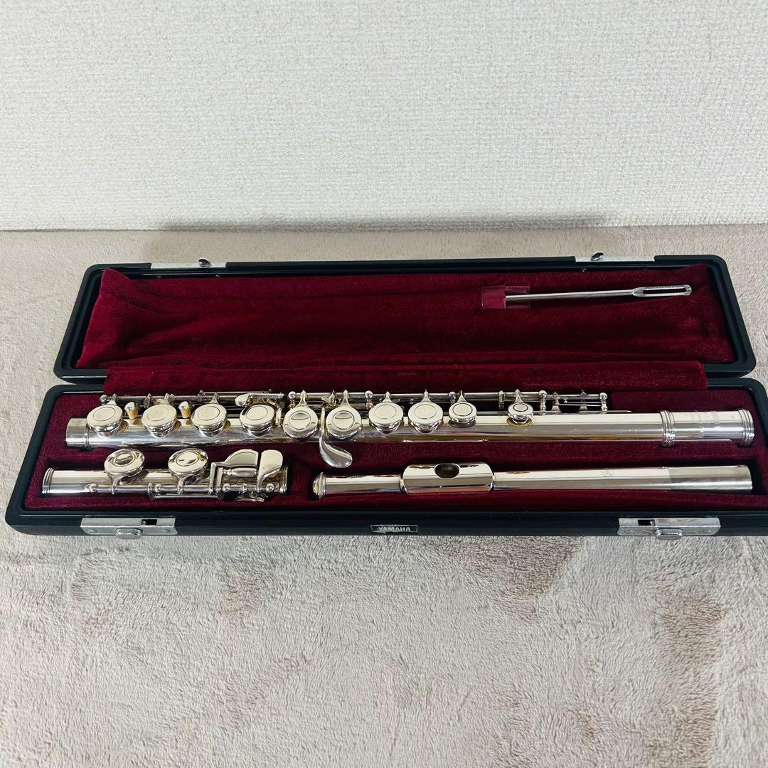 【美品】YAMAHA ヤマハYFL-211S フルート　ハードケース付き