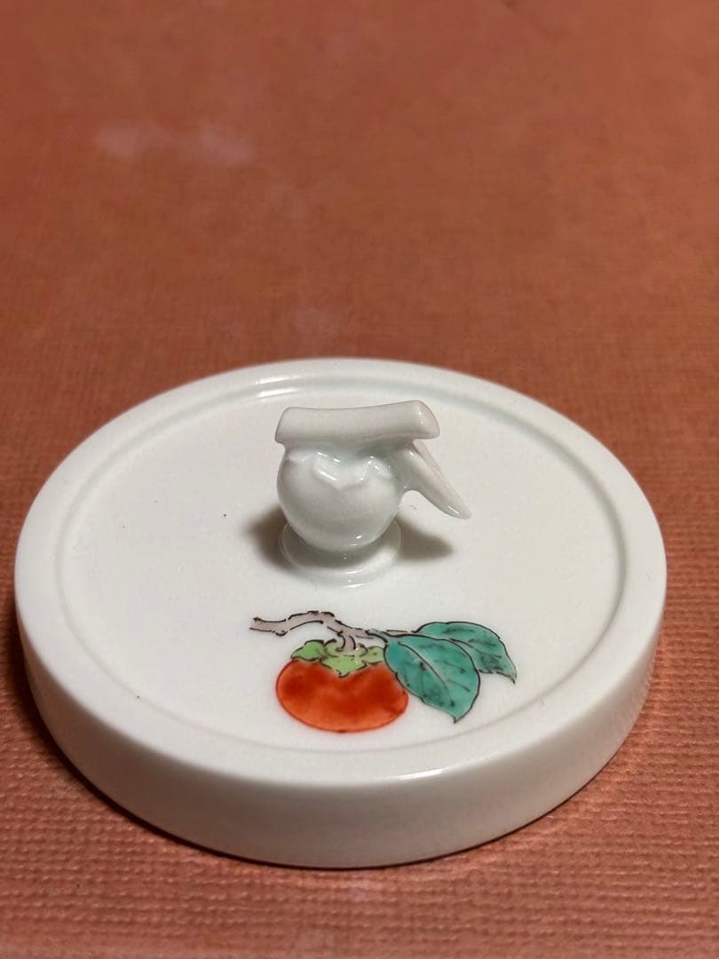 十四代酒井田柿右衛門作色赤絵柿果文柿形握手文鎮　ペーパーウェート未使用検ななつ星