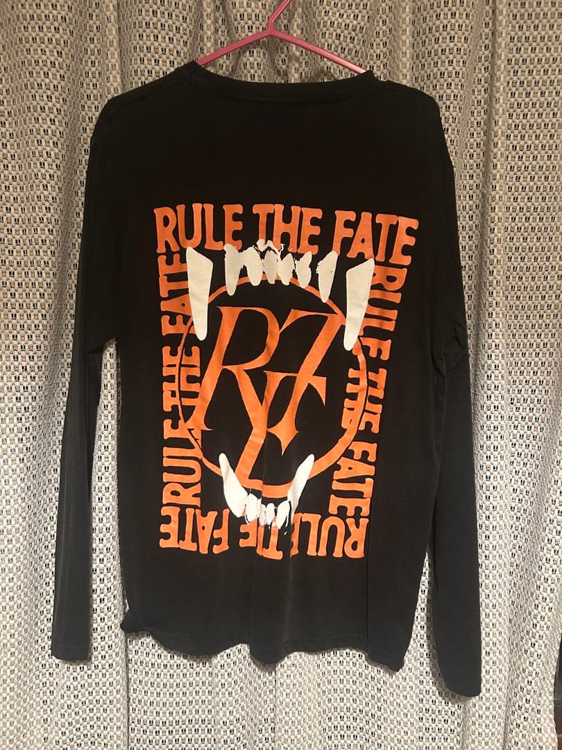 RULE THE FATE の ロンT