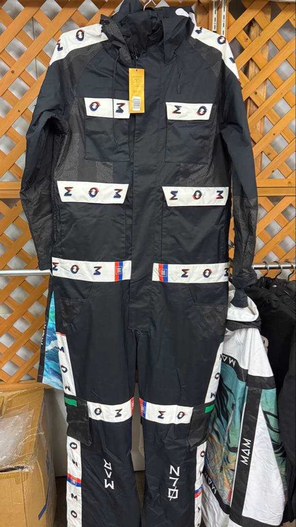 新品　MARQLEEN PLATINUM PANTS III Lサイズ　ツナギ