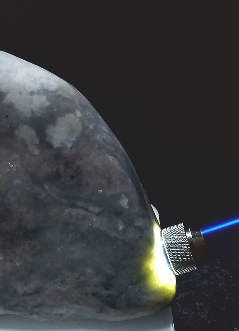 ★翡翠原石★糸魚川軟玉【姫川・転石磨き829ｇ】