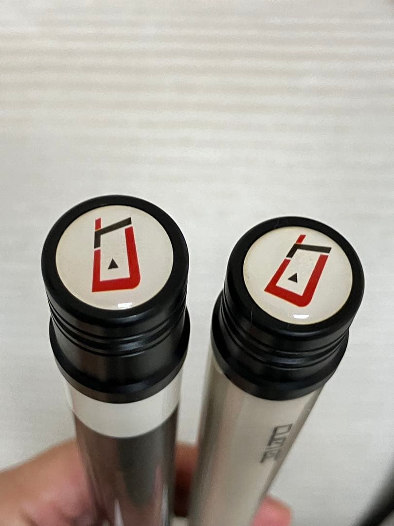 ビリヤードキューAVID Chroma 12.75 限定モデル