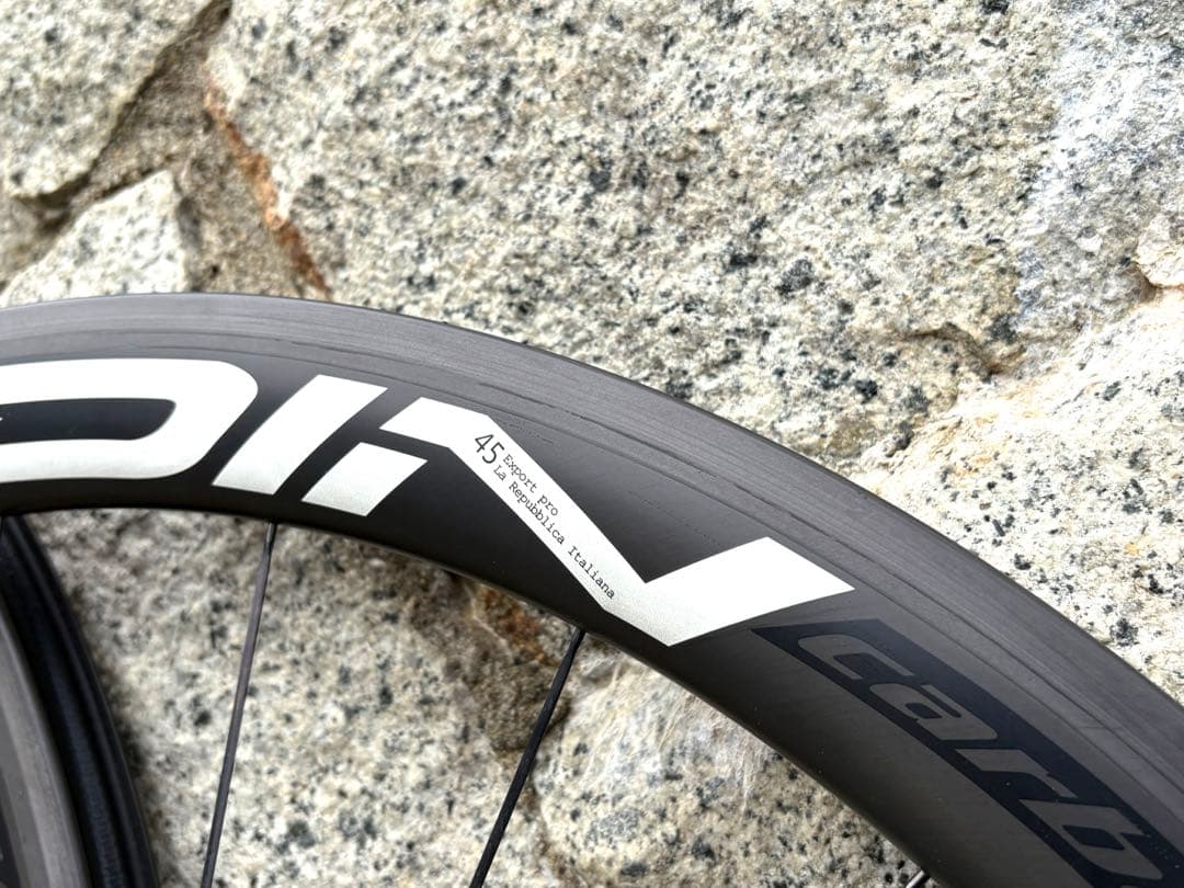 勇*氣様 ODIN オーディン　ST カーボンホイールセット