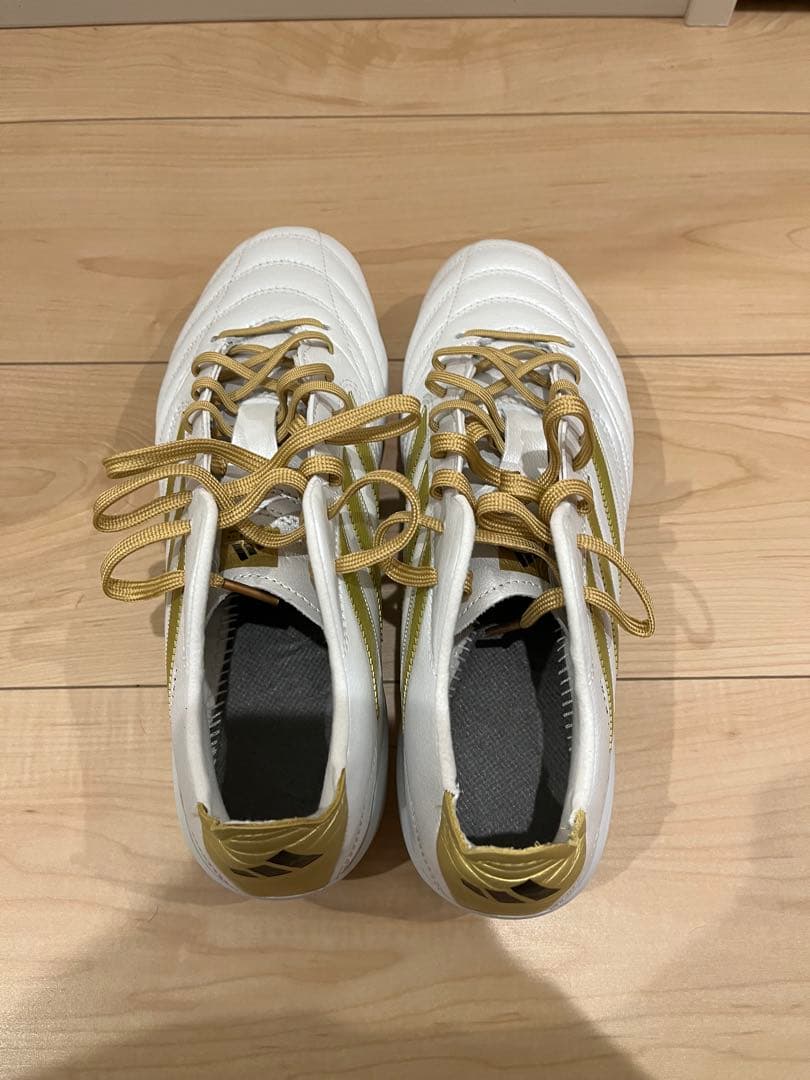 アディダス コパアイコン2 HGAG ホワイト/ゴールド 26cm