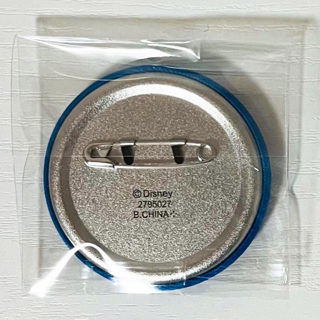 新品★Disney Characters【シンデレラ】刺繍缶バッジ★ビスケット2
