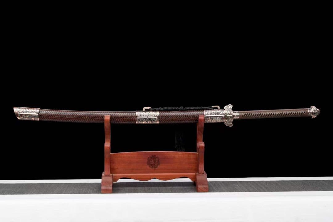 『刺繍春刀——秋魚』 古兵器 武具　刀装具　日本刀　模造刀 居合刀 長尺