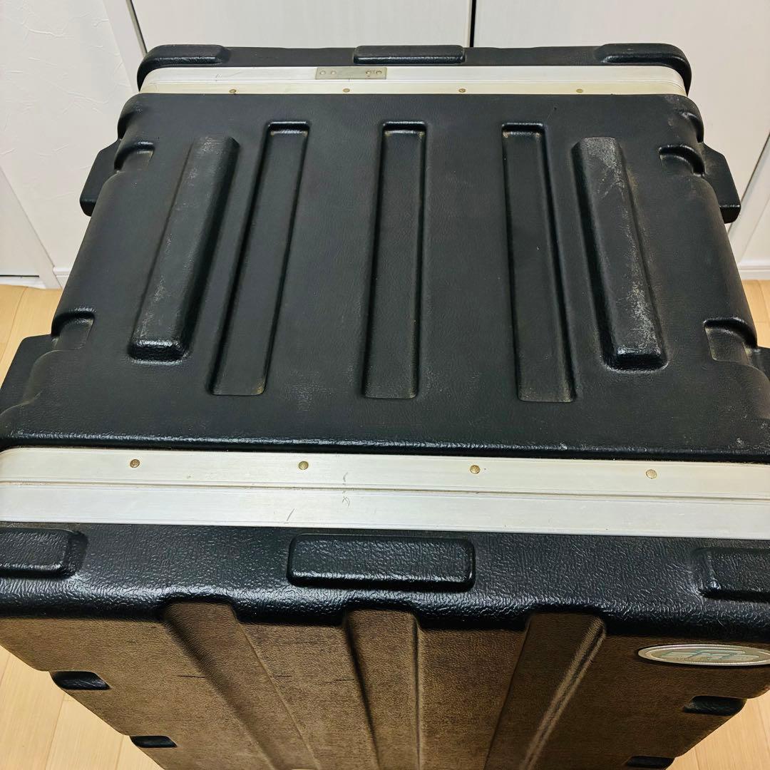 SKB ラックケース　10U 樹脂製