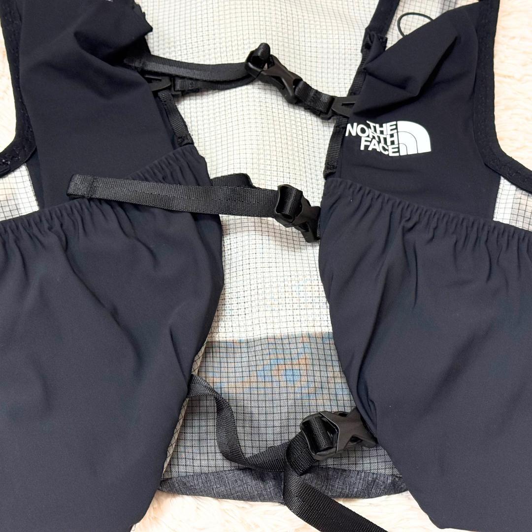 ⭐新品未使用　ノースフェイス　ティーアール10 ランニングベスト　黒　Mトレラン