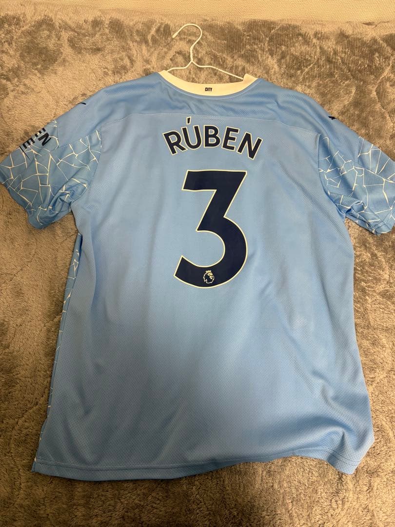 マンチェスター・シティ ルベンディアス ユニホーム