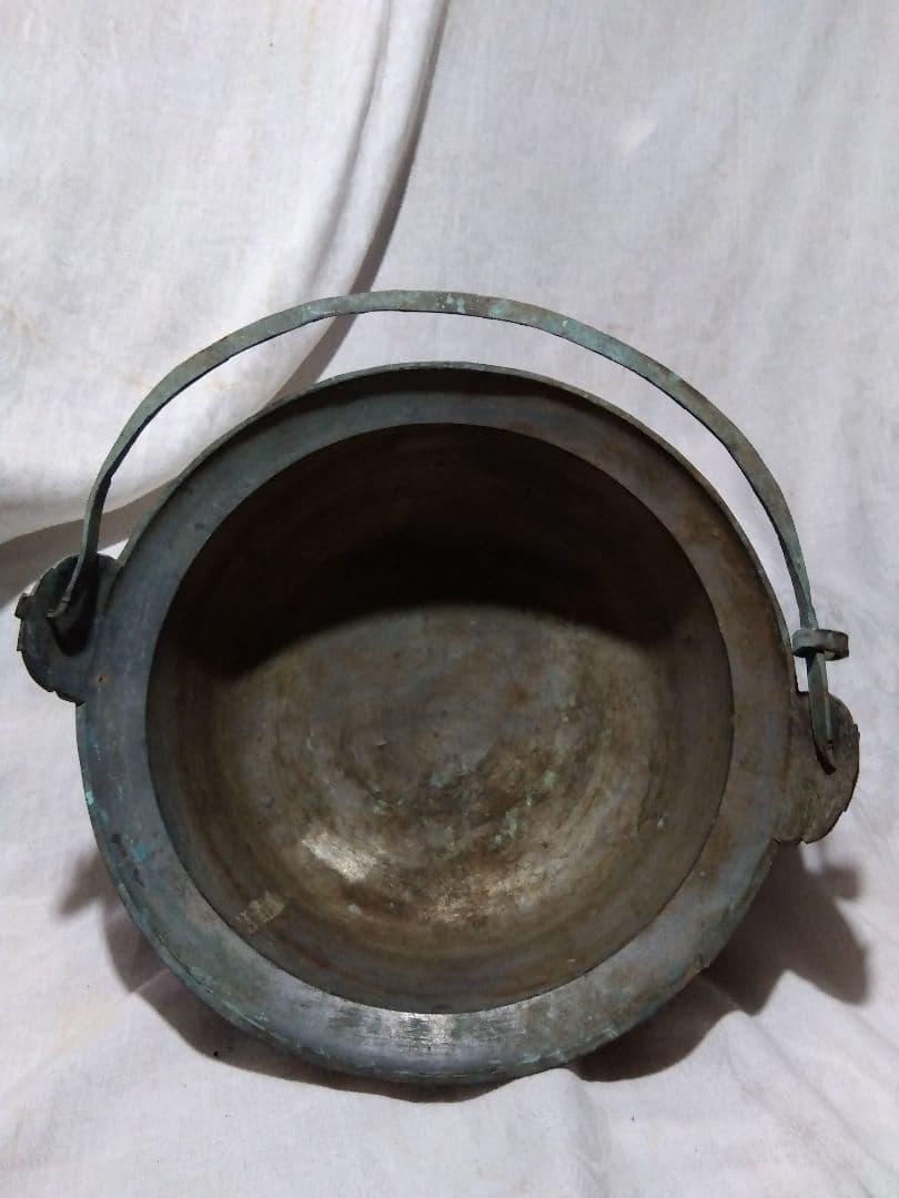 ♪古い真鍮製の鍋　32㌢