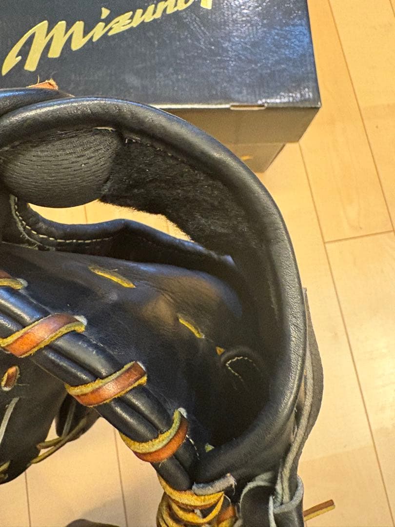 ミズノプロ　グローブ　硬式　右投げ用　内野手