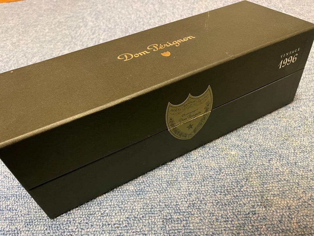 ドンペリニオン1996(箱付き)