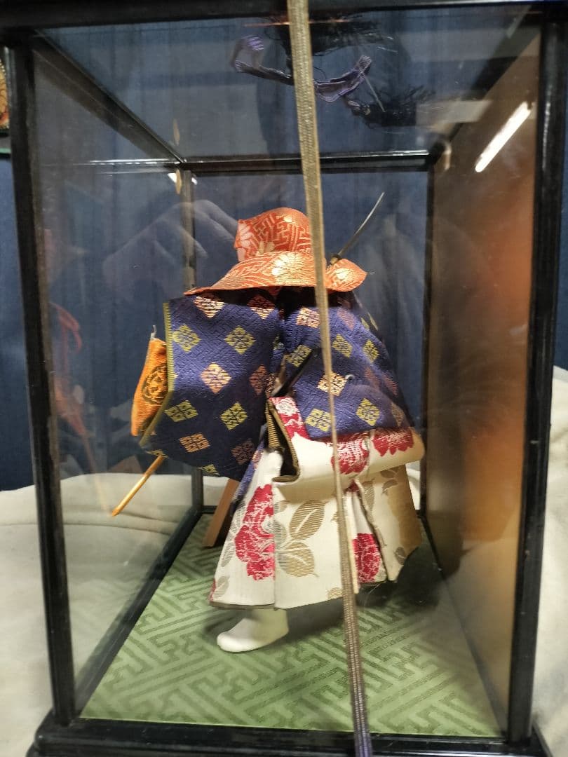 日本人形 　ガラスケース付き　橋弁慶 (最終価格)