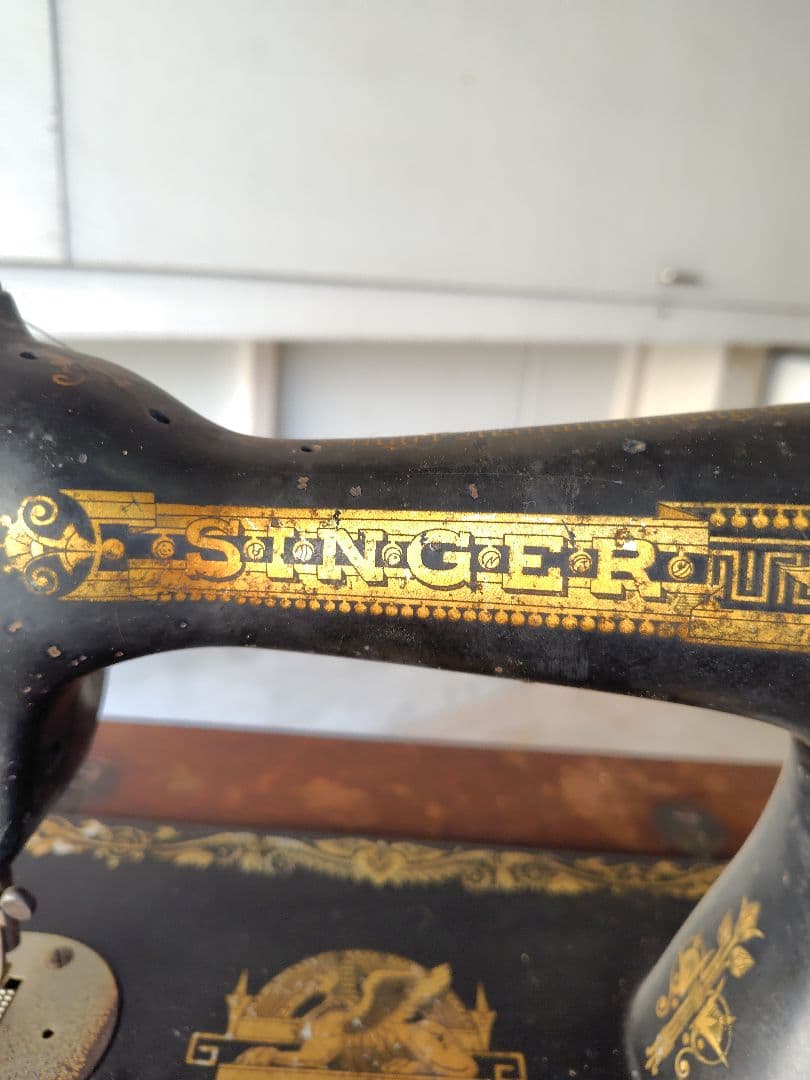 アンティークミシン脚テーブル　SINGER 足踏みミシン　網目　鉄脚