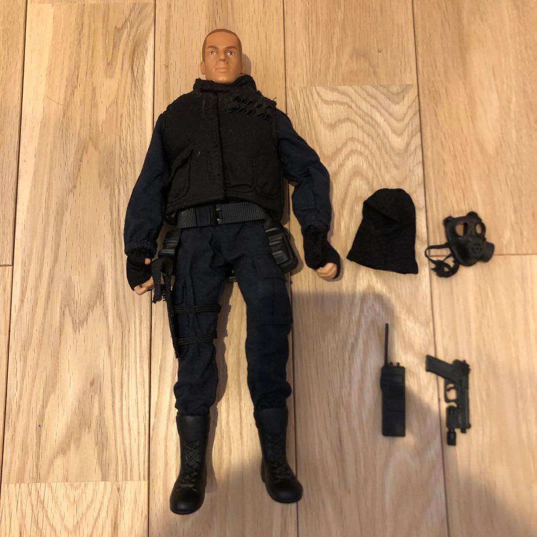 スペシャルコマンド&オペレーションタクティカルチーム　COMMANDO