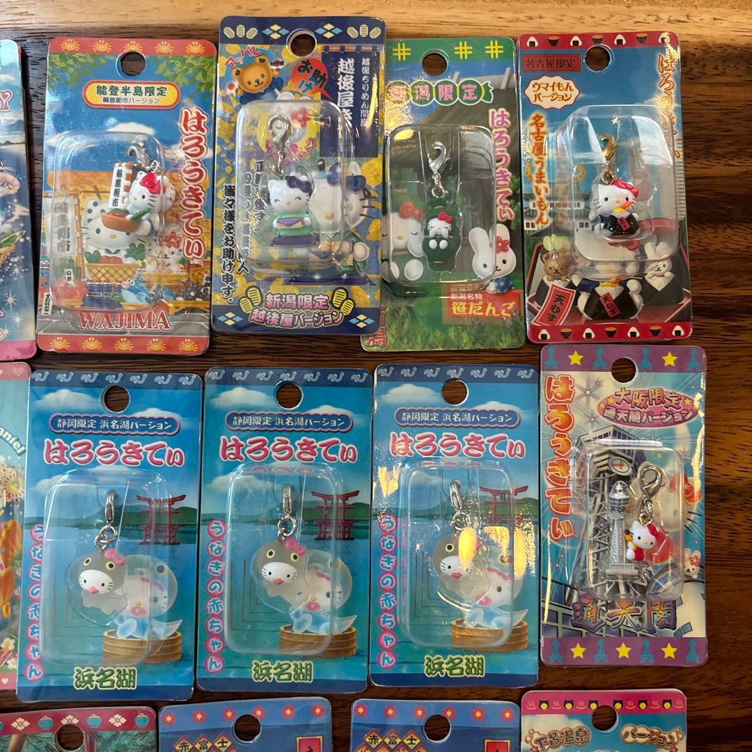 ご当地キティ　ファスナーマスコット&根付け《100個セット》