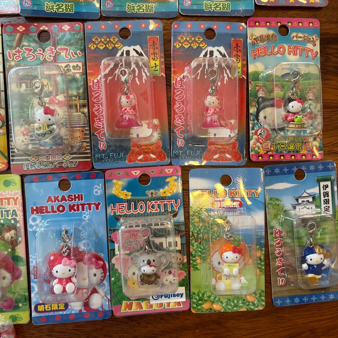 ご当地キティ　ファスナーマスコット&根付け《100個セット》