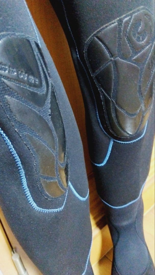 Bewetドライスーツ背面ジッパー メンズ ML相当（中古） 黒/青