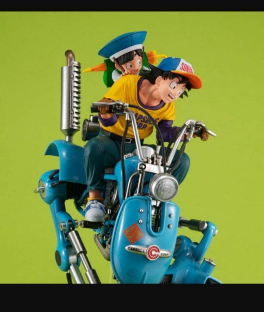 デスクトップリアルマッコイEX　二足歩行ロボット、スーパーサイヤ人孫悟空　孫悟飯