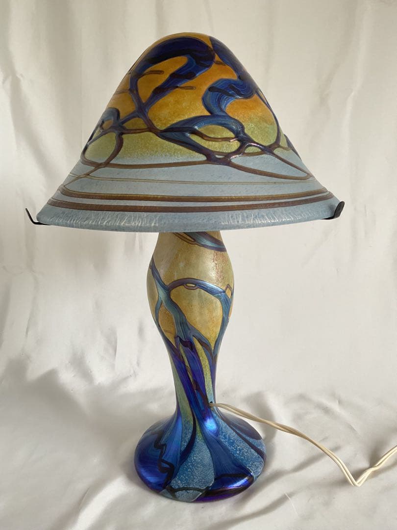 「ミシェル ルゾロ(1949~仏)」1990年作「テーブルランプ」