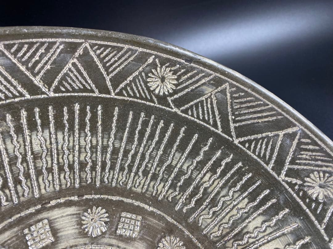 高麗青磁 大皿 象嵌 菊文 李朝 骨董 古玩 古美術 時代物 径28cm