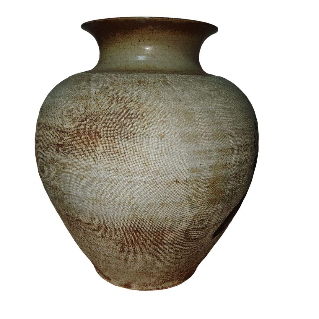 備前焼　梅野陶香（うめのとうか）　白備前布目梅文花瓶　共箱付