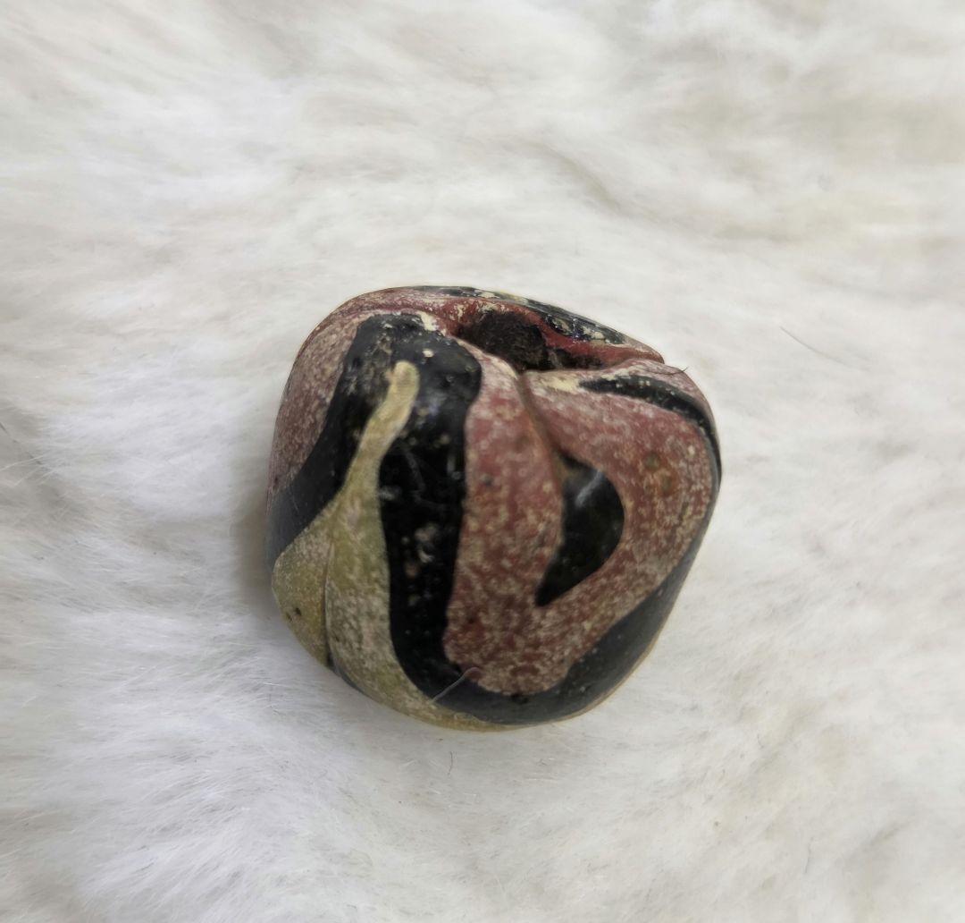 015蜻蛉玉　 古いアートピース 赤黒黄