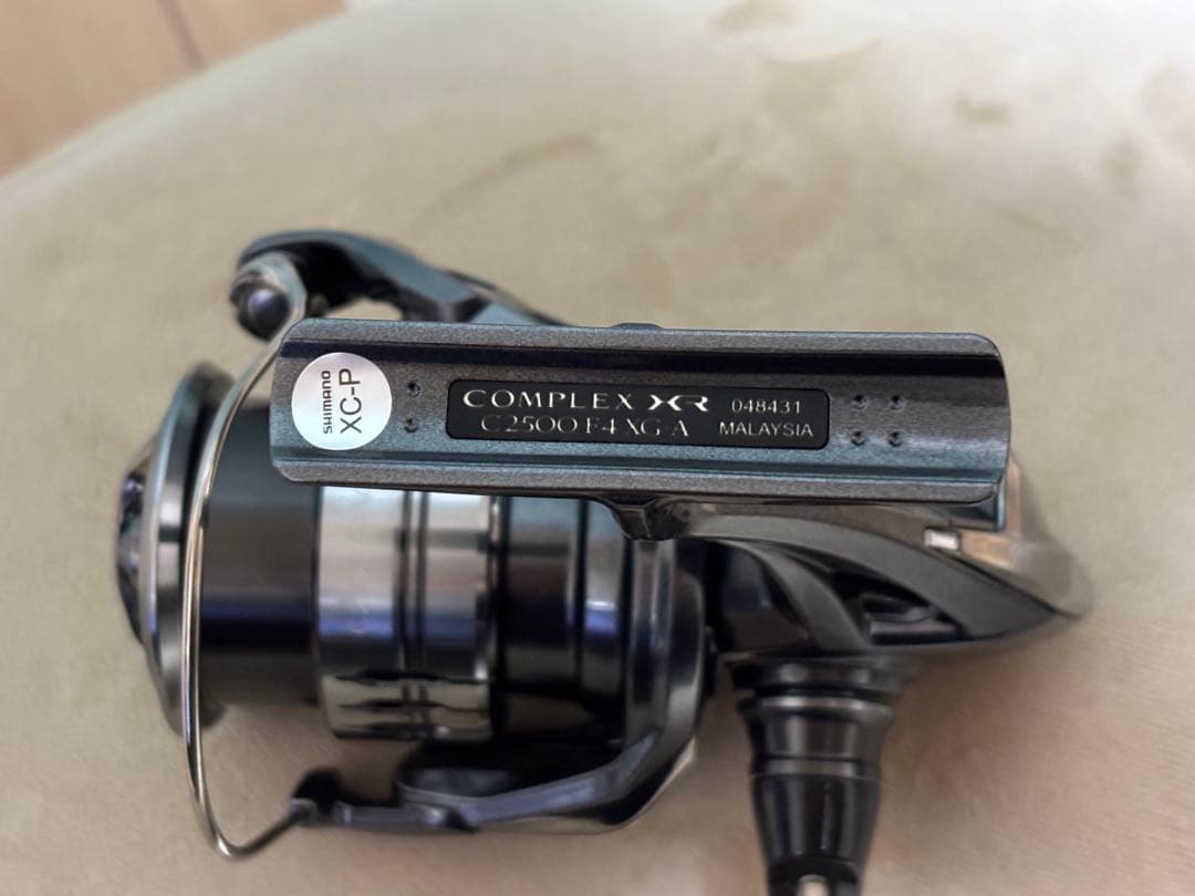 シマノ　２５コンプレックスＸＲ　Ｃ２５００Ｆ４　ＸＧ　ＳＨＩＭＡＮＯ