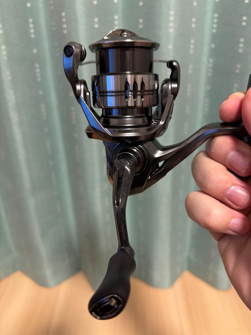 シマノ　２５コンプレックスＸＲ　Ｃ２５００Ｆ４　ＸＧ　ＳＨＩＭＡＮＯ