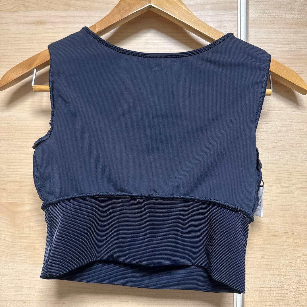 新品タグ付き　ALBOVE スポーツブラ　水陸両用　トップス　レギンス