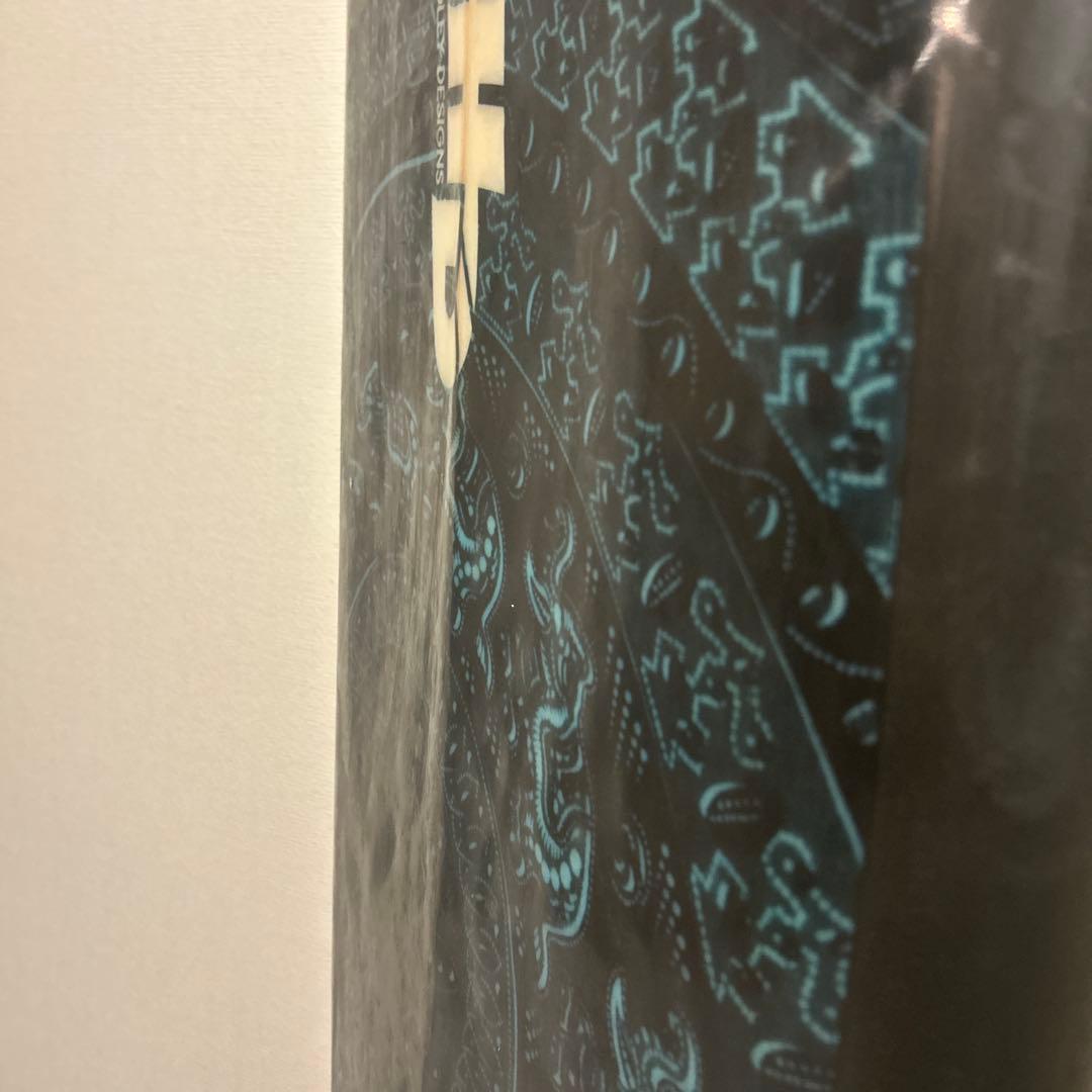 DHD ショートボード ブラック/ホワイト