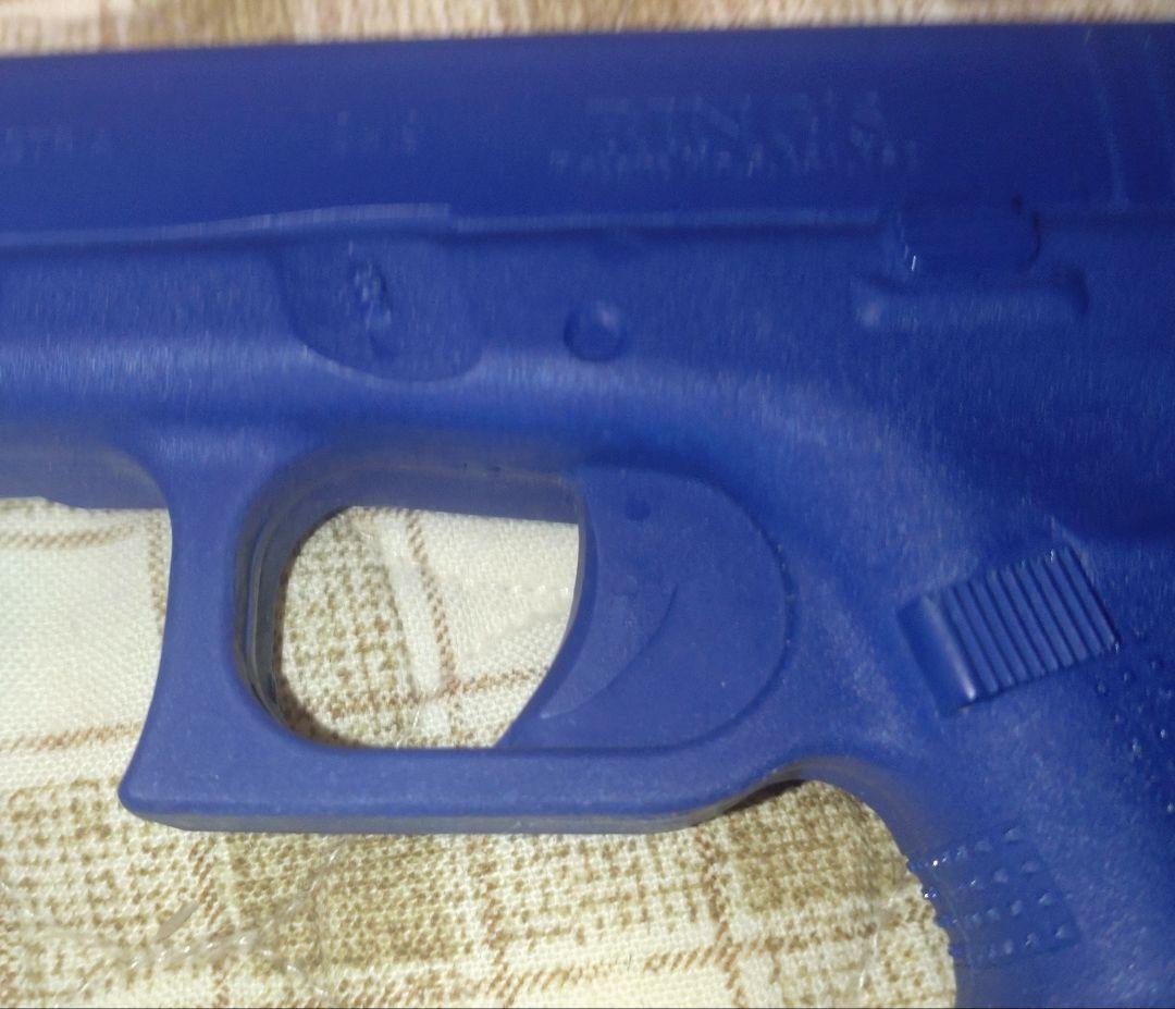 【新品】ブルーガン社製 グロック17 Gen4 無可動 訓練銃