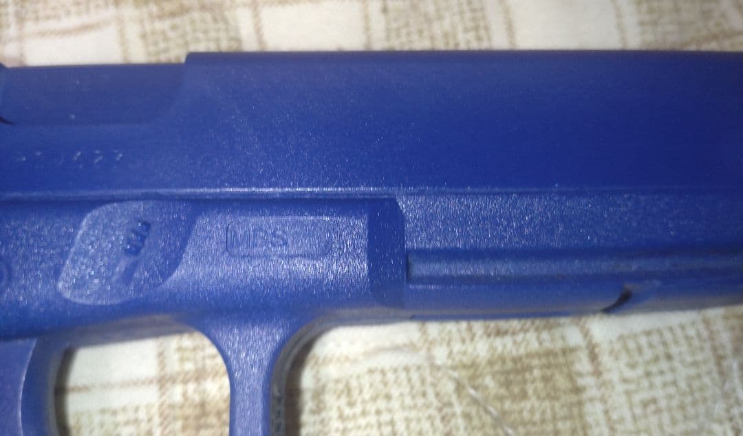 【新品】ブルーガン社製 グロック17 Gen4 無可動 訓練銃