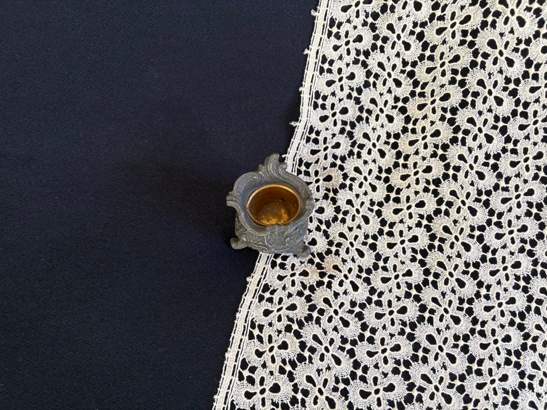 エタン ロカイユ装飾 猫脚 小さな花瓶 インク入れ フランス アンティーク