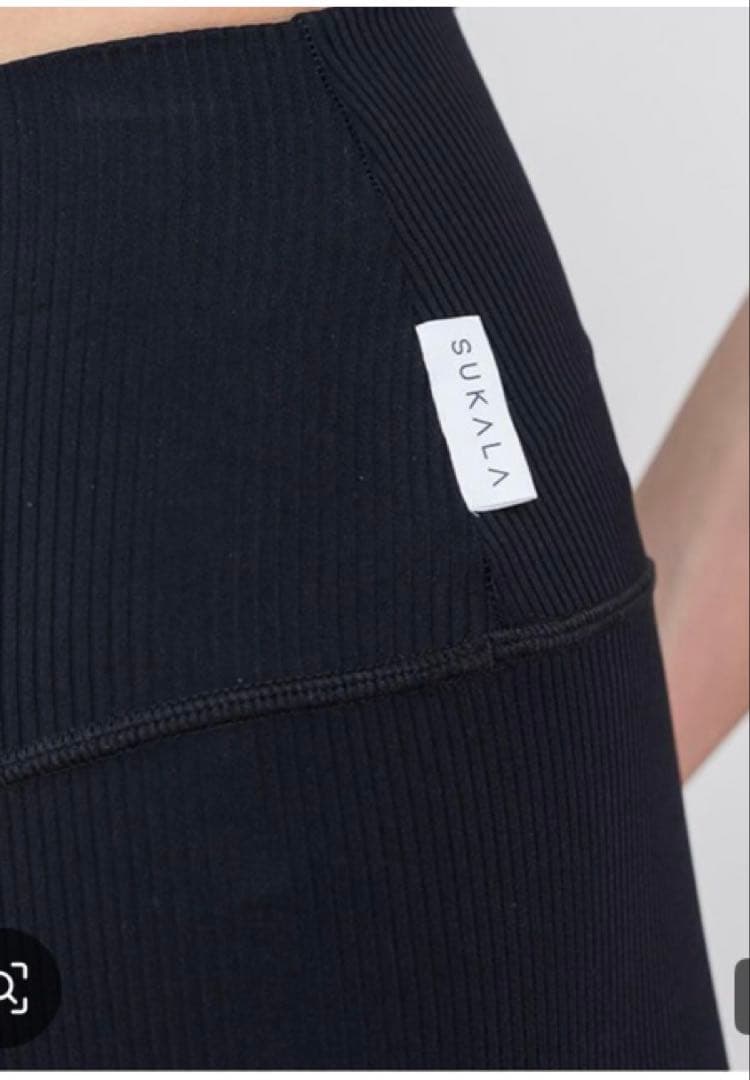 SUKALA ショートクロスキャミ&レギンスセットアップＬ