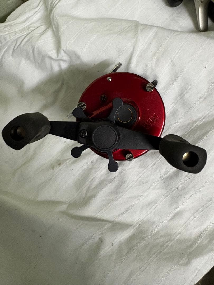 Abu Garcia アンバサダー4600 C クラシック　赤　シークレット