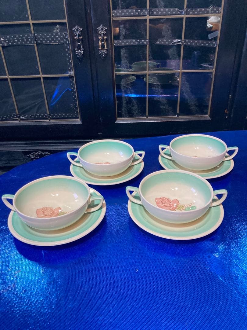 スージークーパー　パトリシアローズ　スープカップ　ソーサー　グリーン　4客分